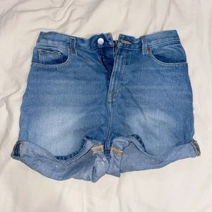 BDG mom high rise shorts